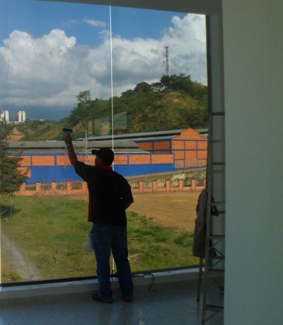 instaladores de peliculas de seguridad en bogota